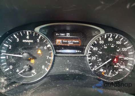 2018 Nissan Pathfinder S z USA, uszkodzony, nr VIN 5N1DR2MM9JC662655